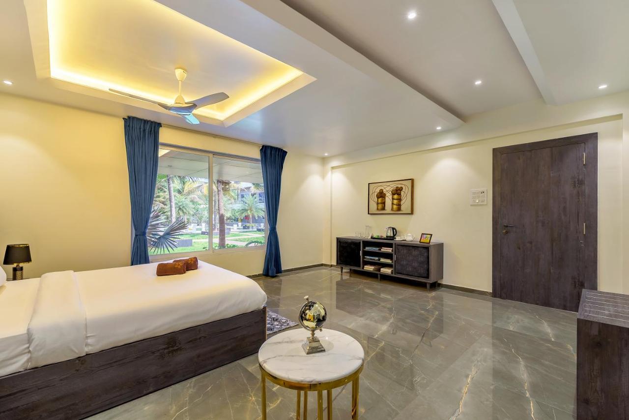 Saffronstays Palm Paradise, Kalyan Khadavli - Swimming Pool With Water Slides, Gazebo And Indoor Games Padghe Exterior foto